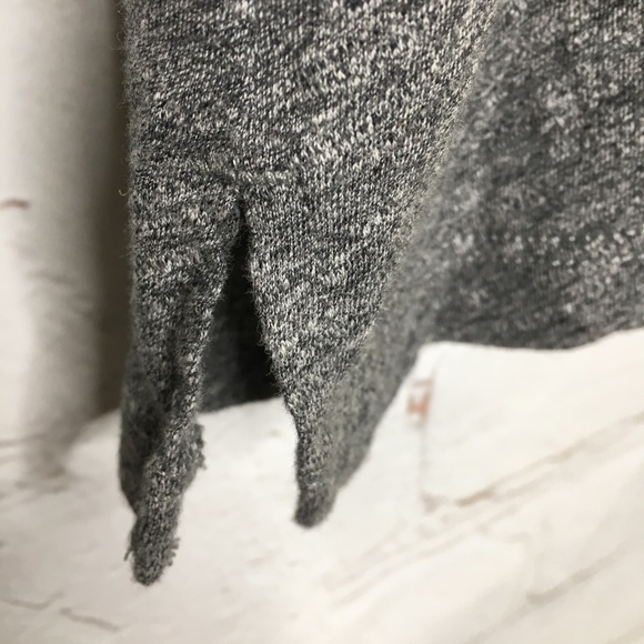 NEW Madewell Grey Whisper Cotton V-Neck Pocket Tee Size XS - Picture 7 of 12